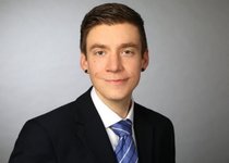 Dr. Sebastian Schär